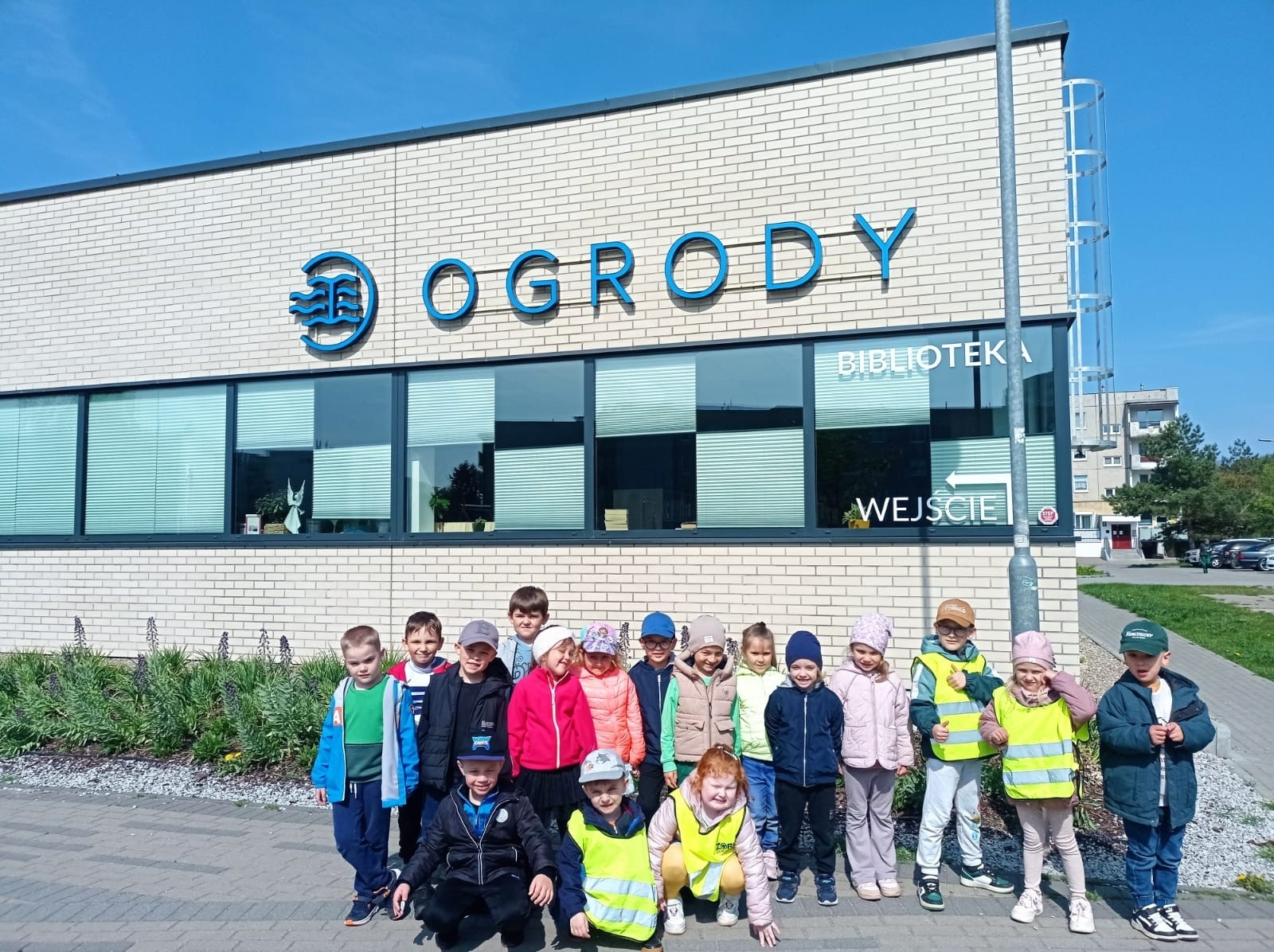 Wyjście grupy III do Biblioteki na Ogrodach
